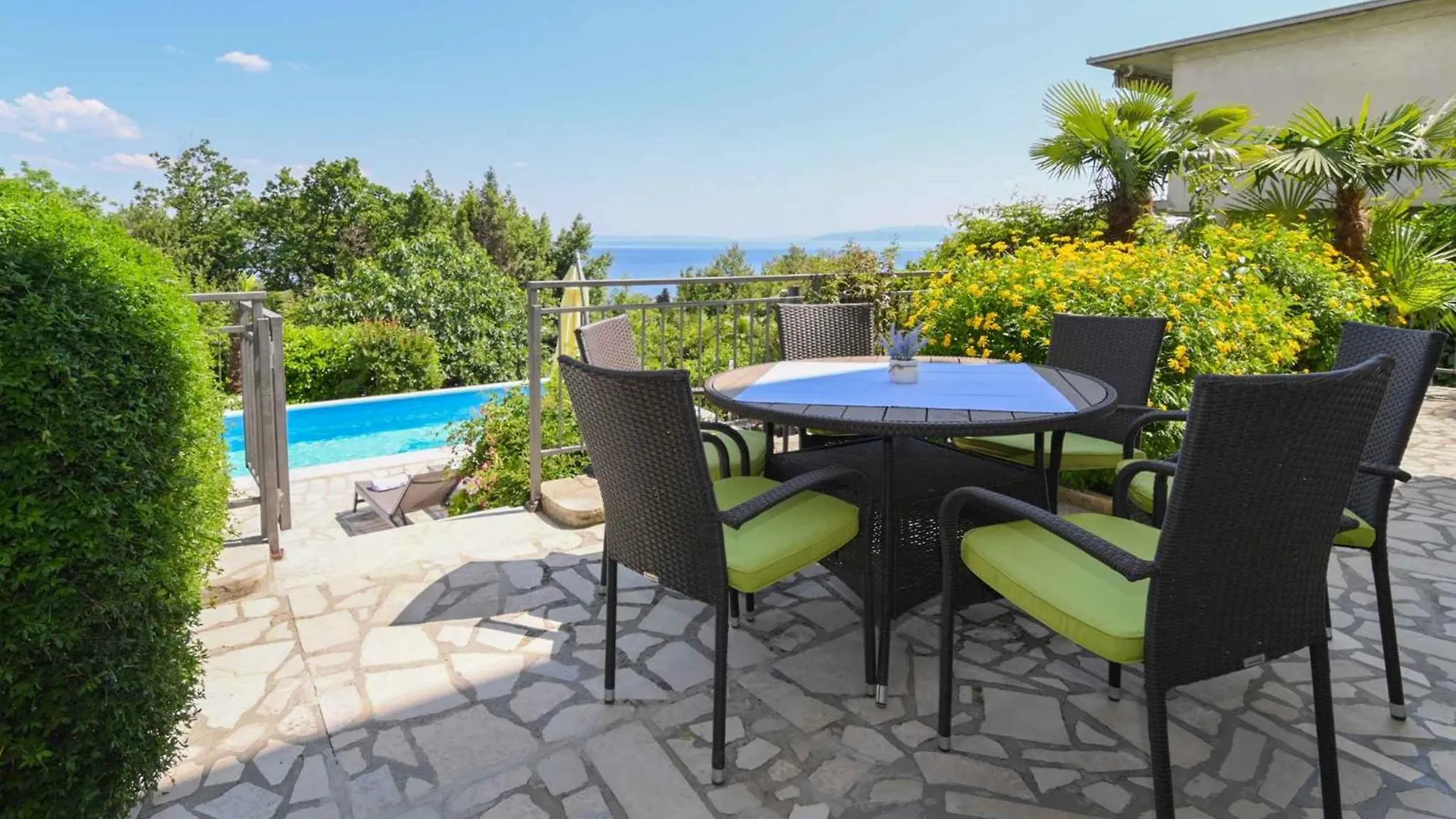 Apartment In Opatija 34125