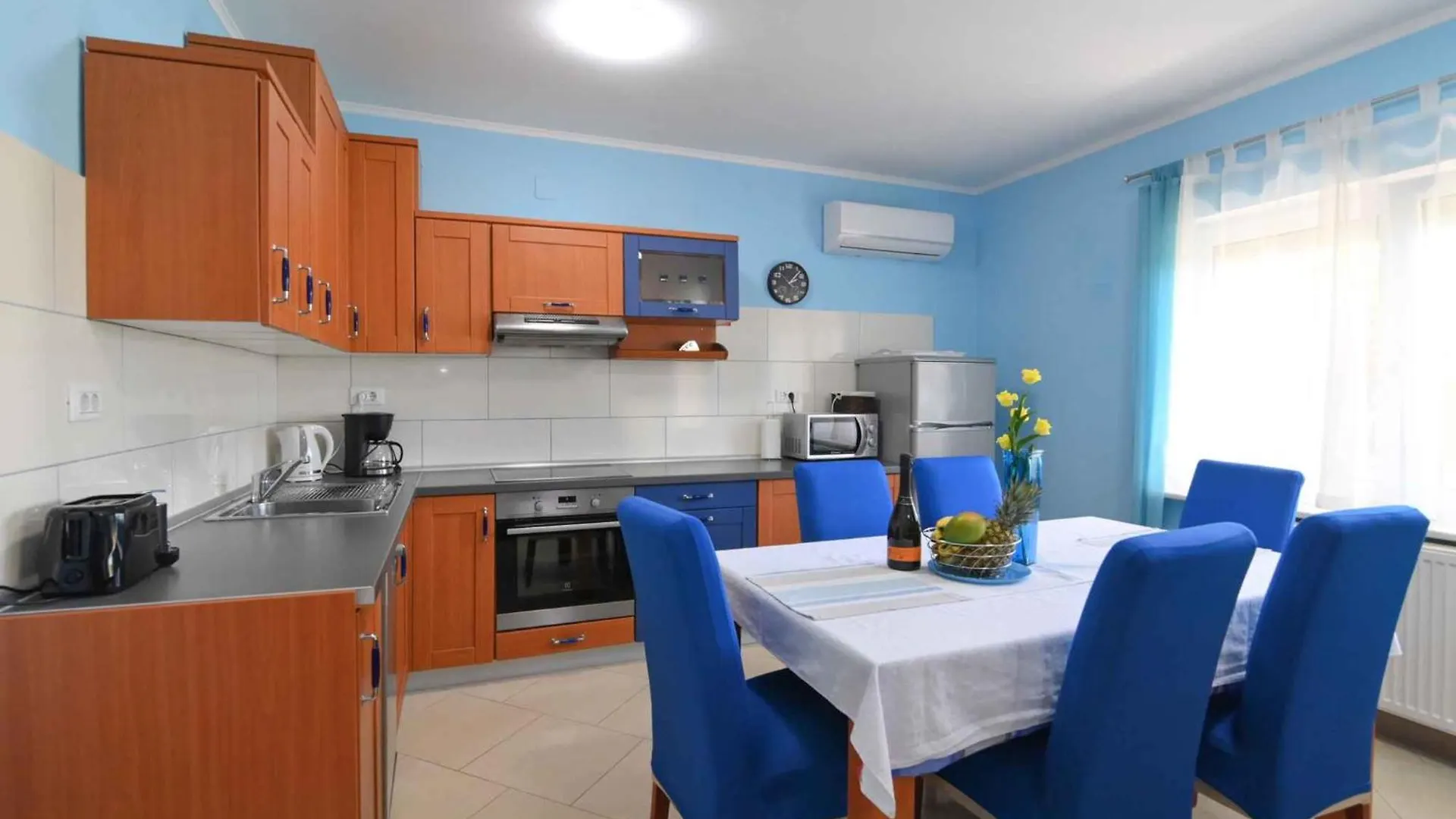 Apartment In Opatija 34125