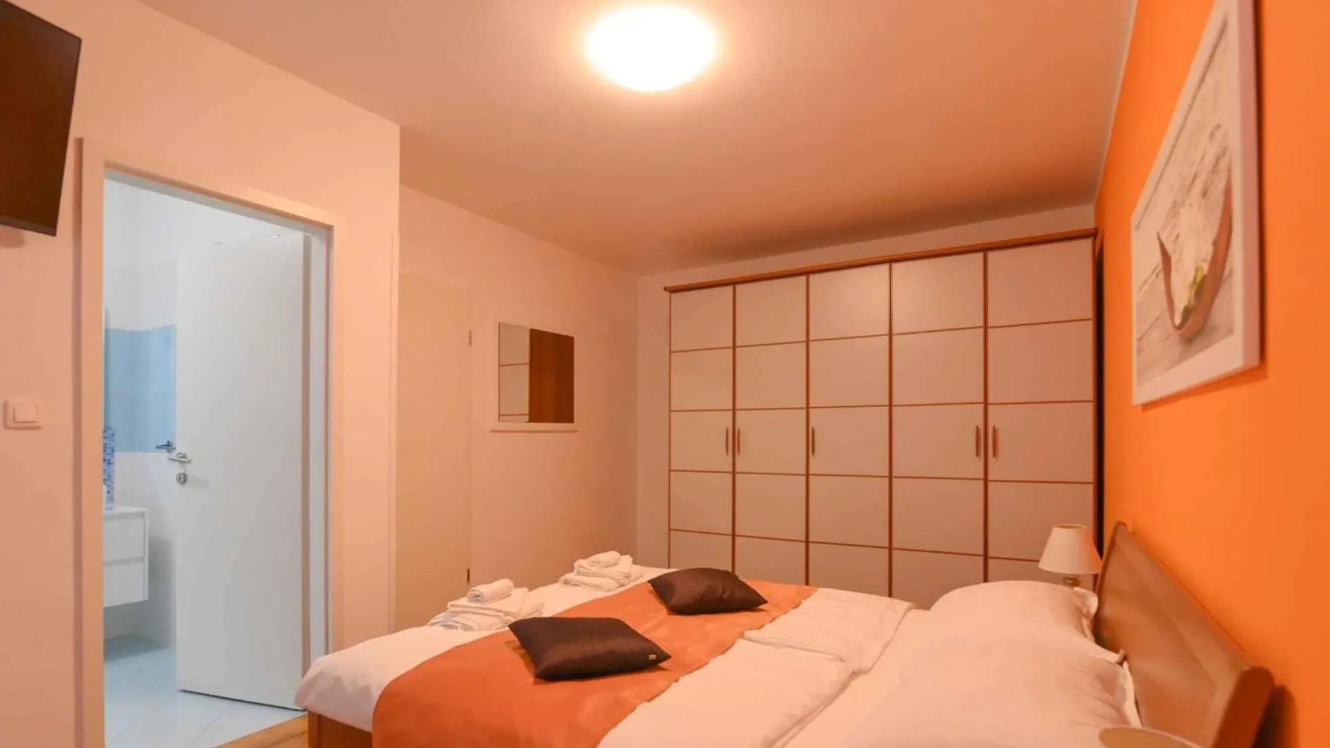 Apartment In Opatija 34125