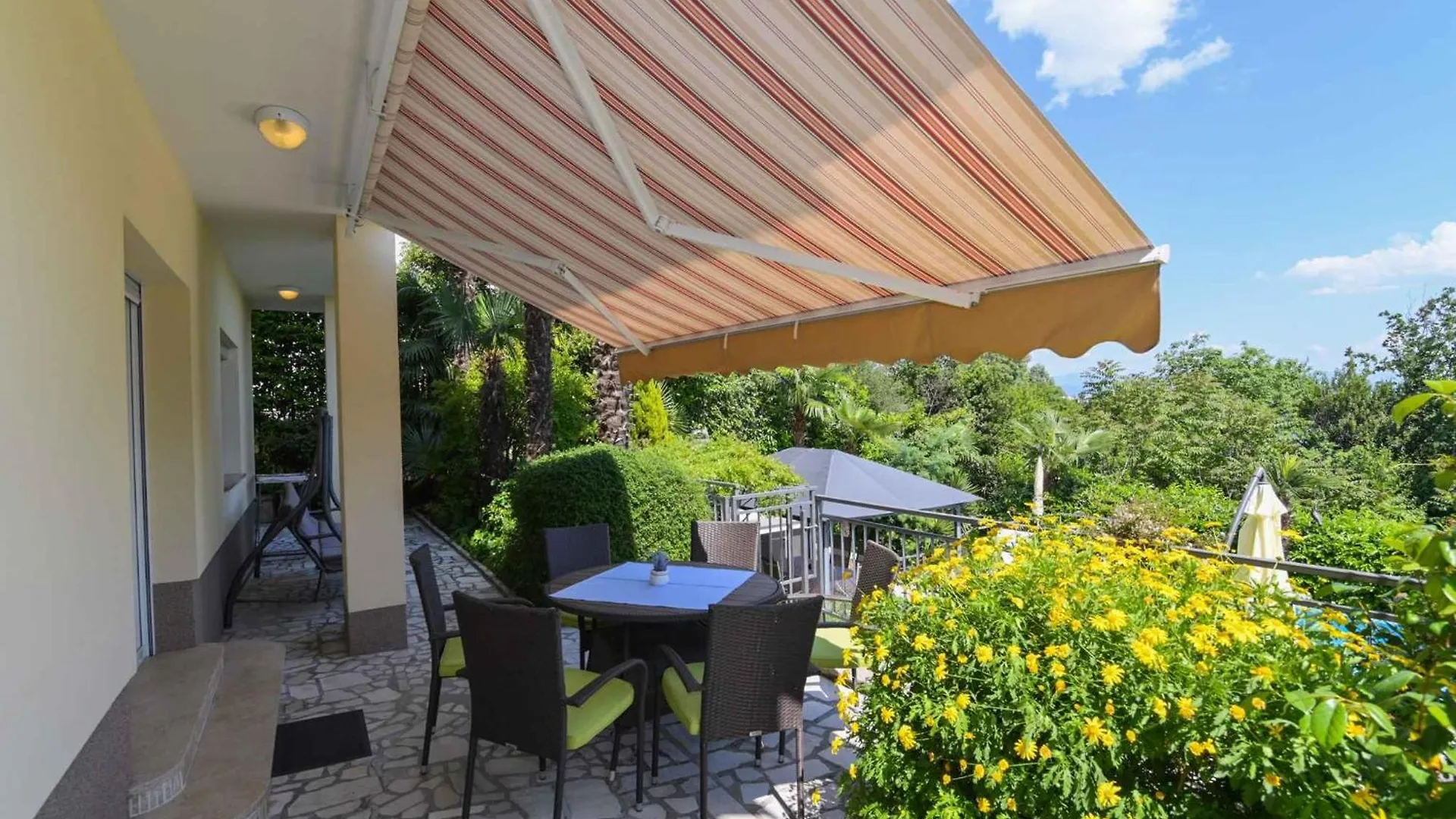 Apartment In Opatija 34125